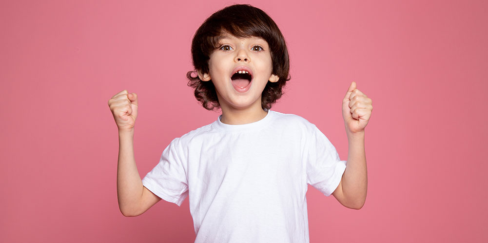 Niños en clase de inglés en línea con English4Kids
