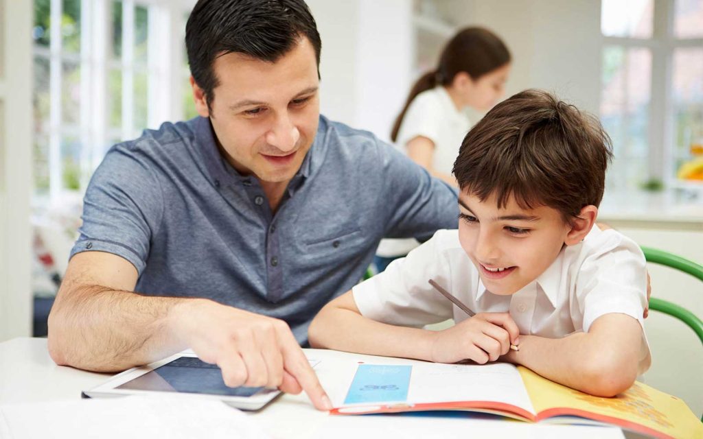 Verbos regulares e irregulares en inglés - English4Kids