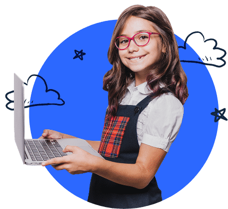 Niña feliz aprendiendo inglés en línea con English4Kids