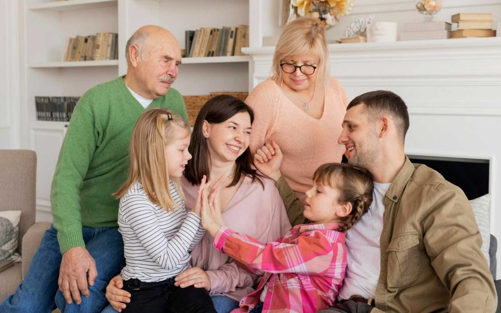 Celebración de día de la familia - English4Kids