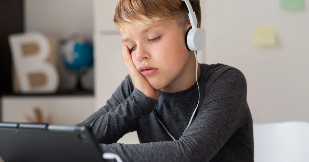 bored boy - English4Kids